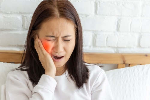 Emergency Dentist in Emeryville, CA | Dr. Rose Magno