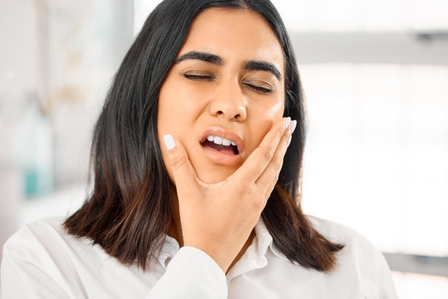 Dentista de Emergencia en Emeryville, CA | Dr. Rose Magno
